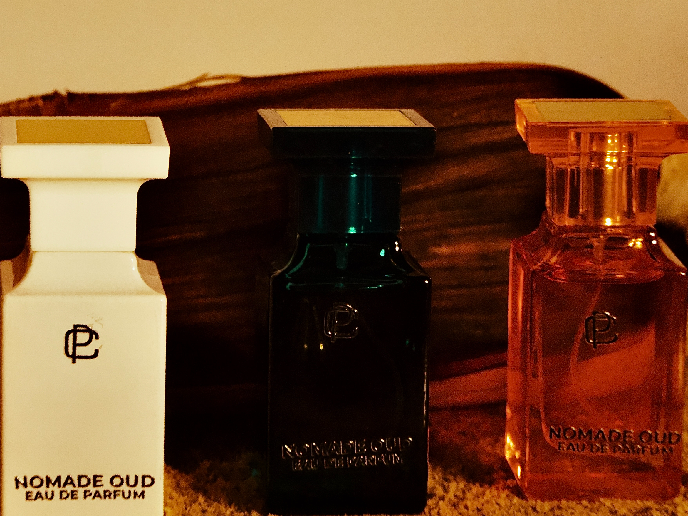 Nomade Oud — oud raspberry amber